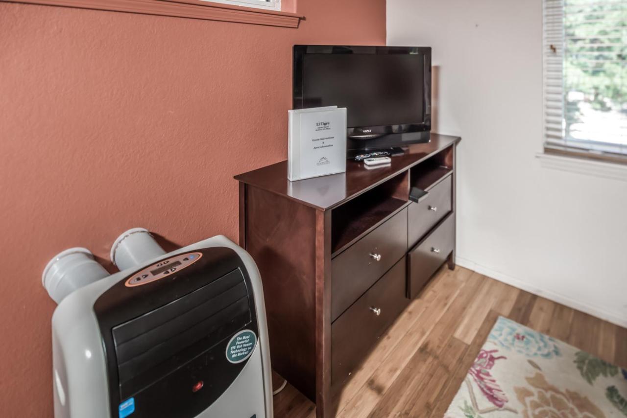 El Tigre, 1 Bedroom, Sleeps 3, Pets Welcome, Flat Screen TV, Fenced Yard Ruidoso Buitenkant foto